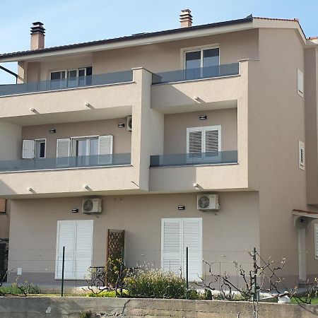 Apartments Lusani Split Exterior photo